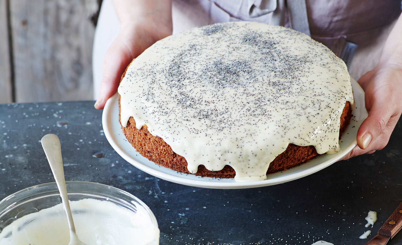 Courgette, lemon and poppyseed cake