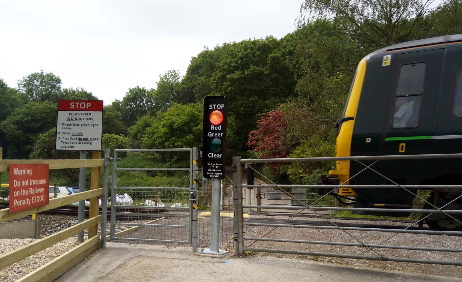 Stop And Go Lights Installed At Claverton Level Crossing Following Near Misses Bath Echo