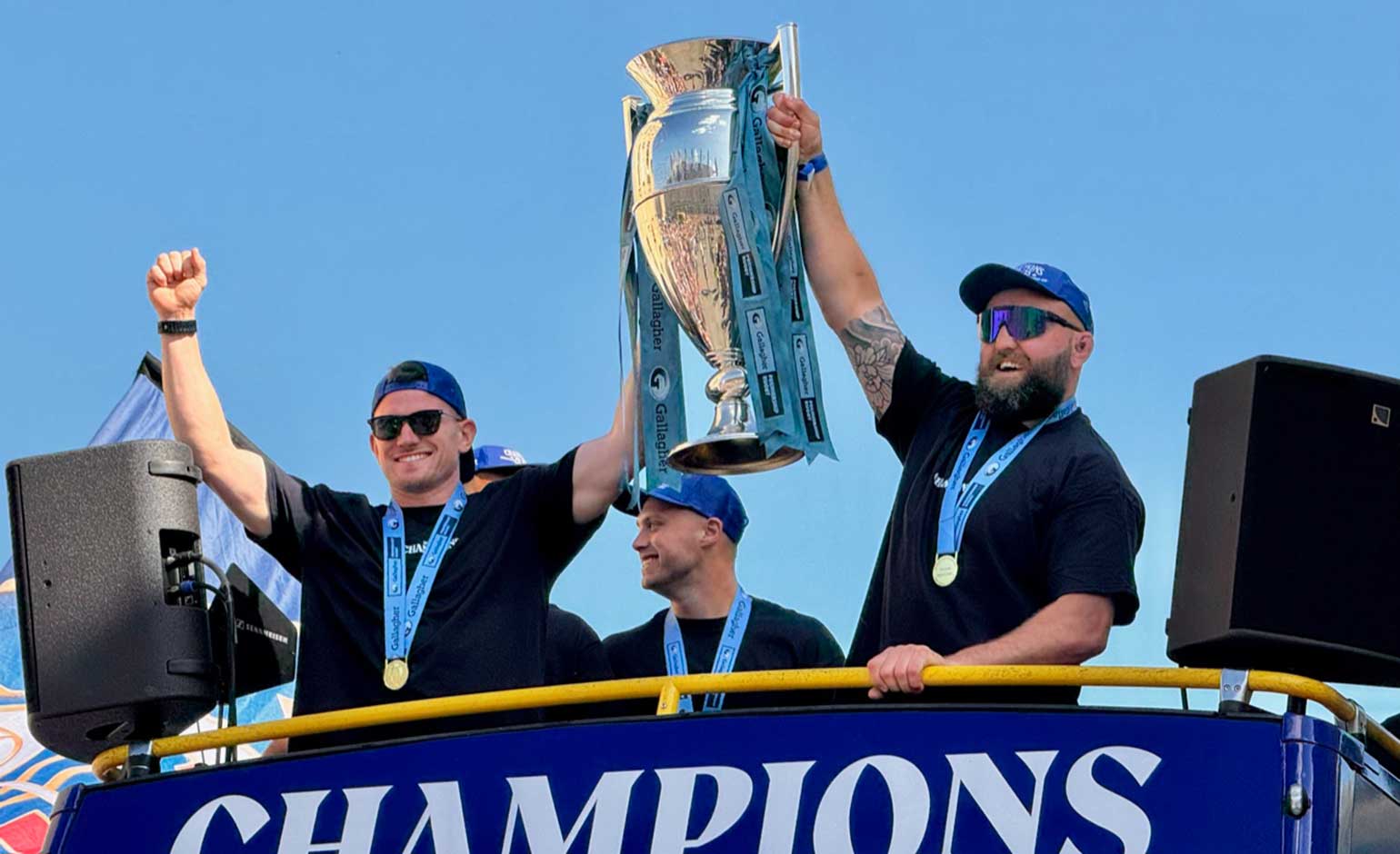 Bath Rugby fans line the streets to celebrate Premiership win