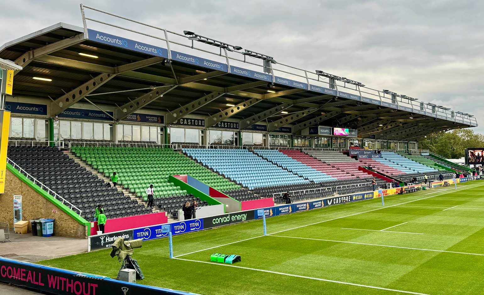 Bath's second-half rampage has Quins fans heading home early