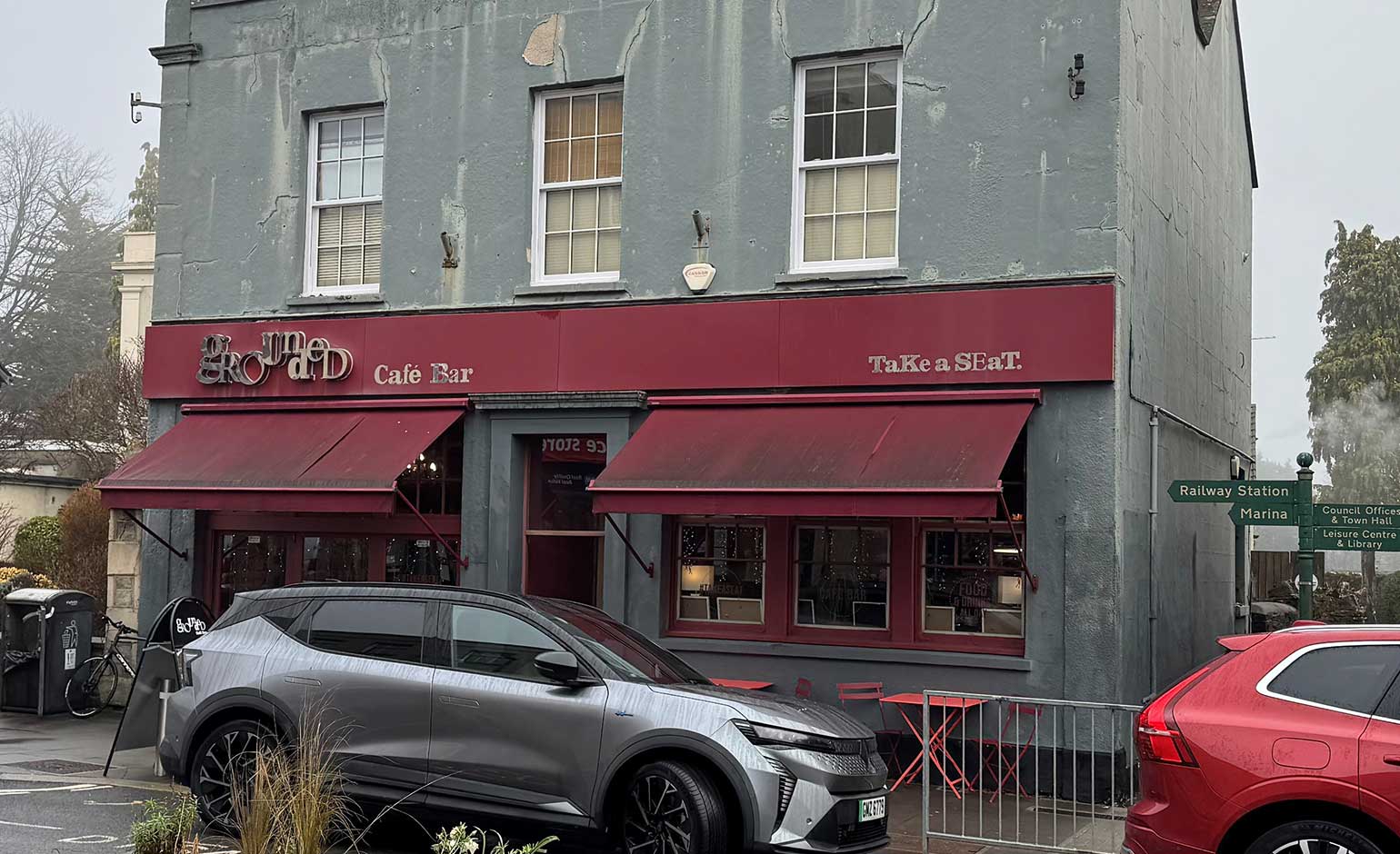 Staff praised as Keynsham café is evacuated following small fire