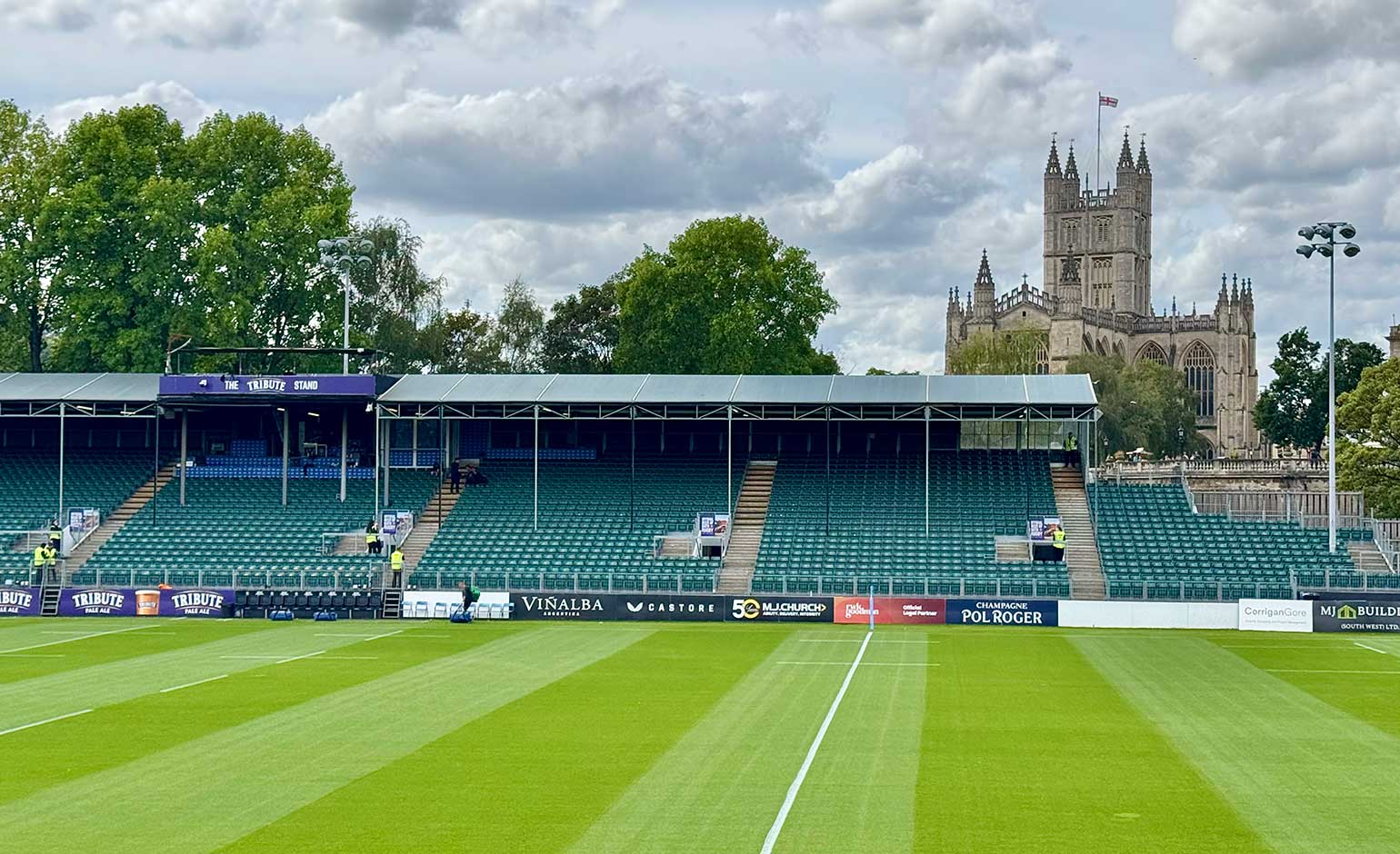 Extending commitment to Bath was very special, says back row Hill