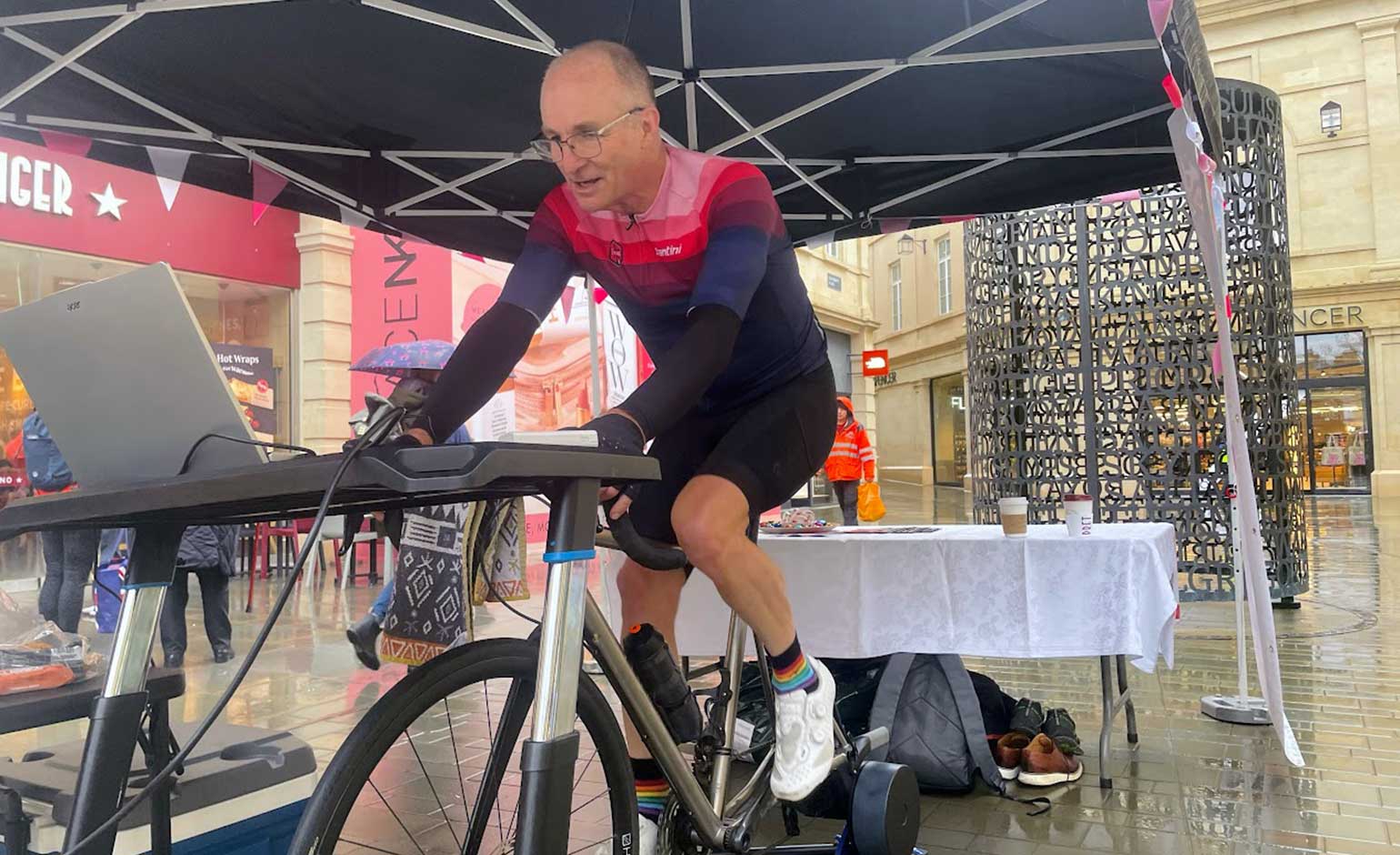 Cyclist with leukaemia prepares for special Tour de France challenge