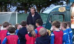 Ex-England star Crouch at Larkhall to help kids eat and play well