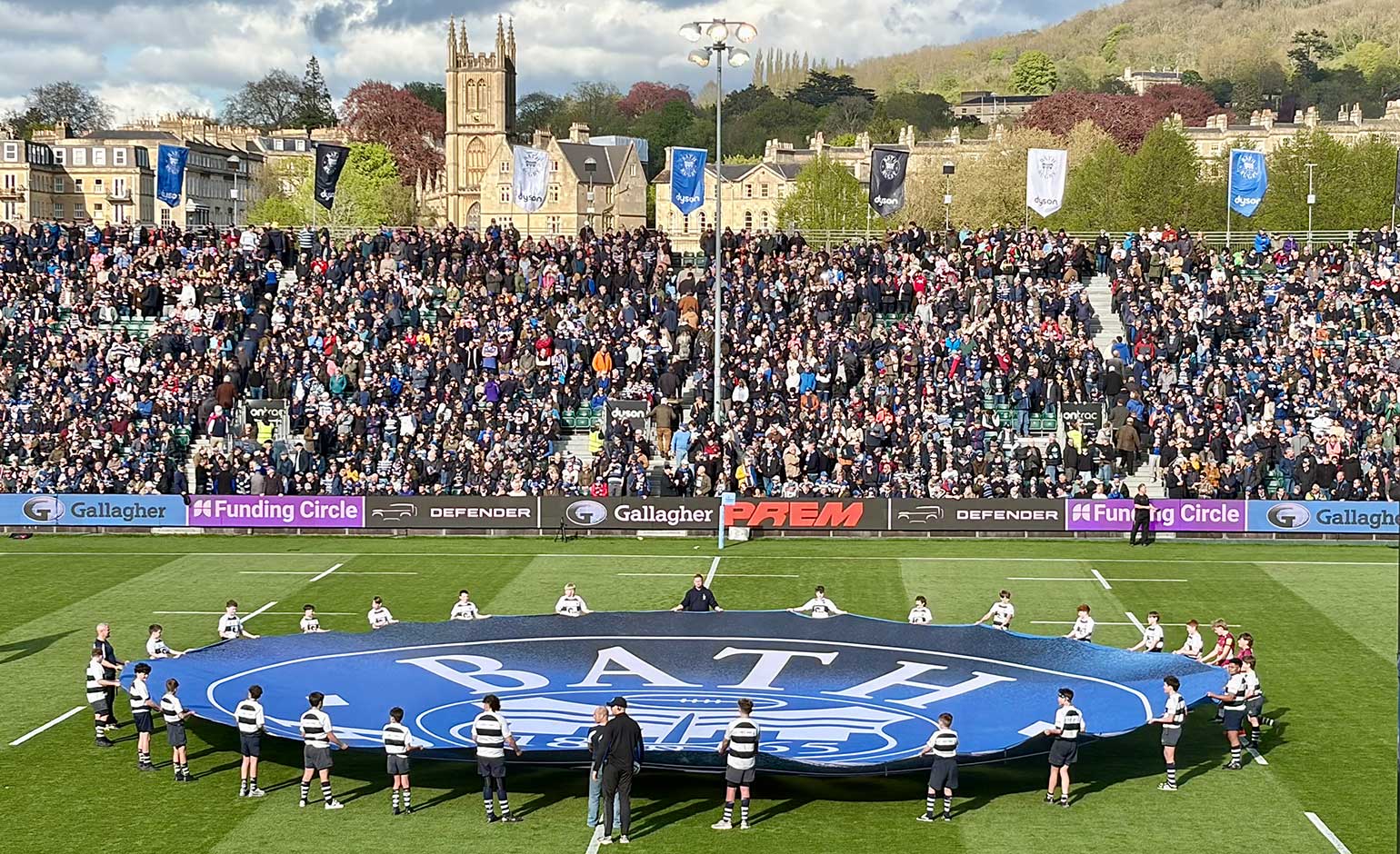 Bath shrug off Spencer’s absence to dismantle Quins at Rec